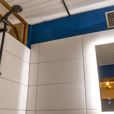 Apartment Charmant, Zentral Mit Parkplatz *